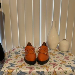 New no tags SHEIN women’s size Euro 40, US 9 1/2 orange loafers.
